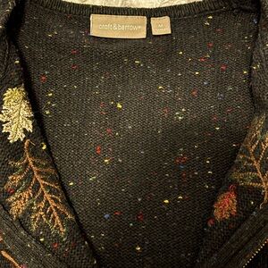 croft & barrow Black Speckled V‑Neck Sweater with Embroidered Leaves